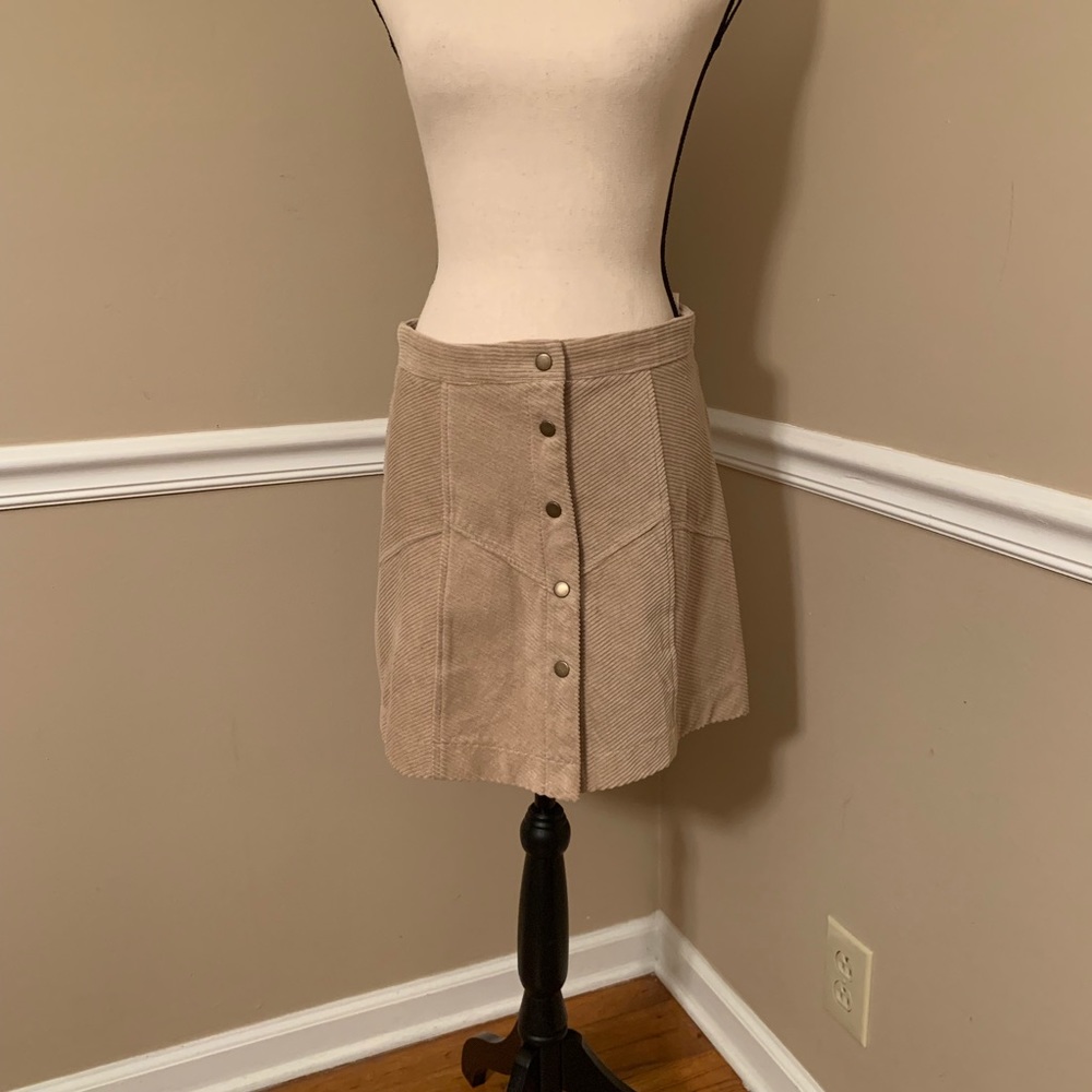 ADORABLE She & Sky light brown corduroy skirt